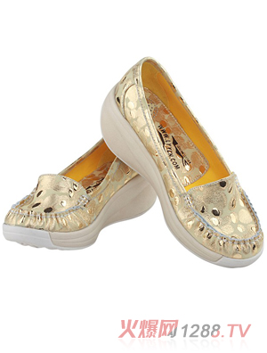 ������yunfɢ��Ь�\��ɫ