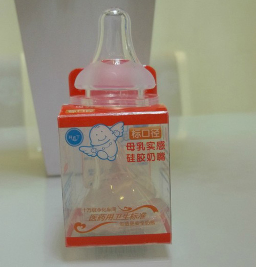 �������˿ڏ����z����