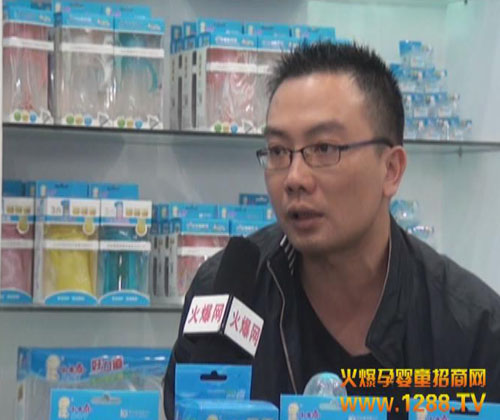 �𱬾W(w��ng)���L��С���c�u���v��Ʒ�ưl(f��)չʷ