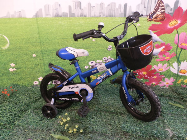 ͯ������֮��12�������{(l��n)����܇(ch��)