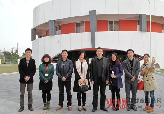 ��������ί�W�RζȫʳƷƷ���w��^�M(j��n)�п���