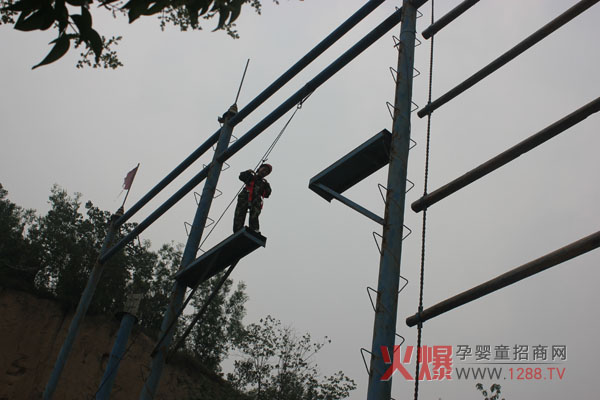 �ж��F����ի@���L