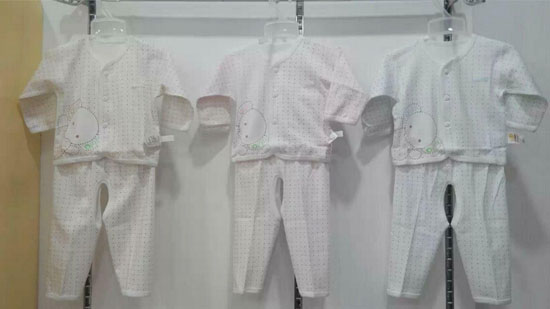 圣嬰島兒童點點內(nèi)衣套裝