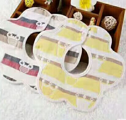 淘貝貓六層紗布花朵圍嘴-黃色皇冠.jpg 淘貝貓六層紗布花朵圍嘴-黃色皇冠.jpg