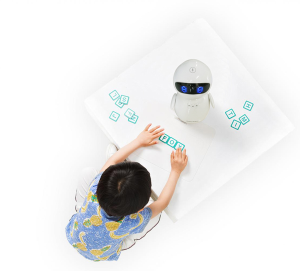 嘟嘟兒童機(jī)器人.jpg 嘟嘟兒童機(jī)器人.jpg