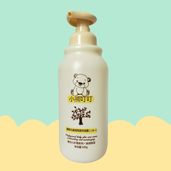 小熊叮叮yingye滋潤(rùn)洗發(fā)沐浴露二合一500ml.jpg 小熊叮叮yingye滋潤(rùn)洗發(fā)沐浴露二合一500ml.jpg