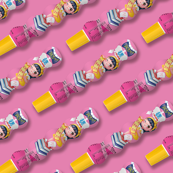  �d����®�}�F�\-�F ��ɫ