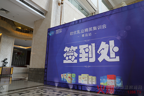 ���ܱ��l(f��)ǰ�ؠI�N�����������һ�����ͱȂ����u��Ӣ��Ӗ(x��n)��(hu��)�A�M�e��