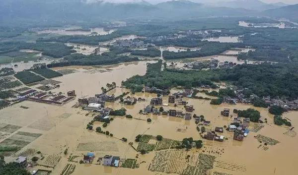 �YԮ���������˕r(sh��)�D�����������ʳƷ���Ї�(gu��)��ͯ��������(hu��)��ٛ(z��ng)���Y30���f