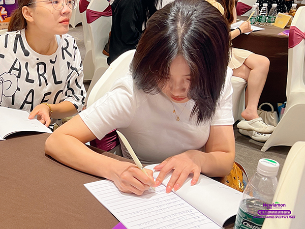 紐樂曼Honour Team醫(yī)學(xué)營(yíng)養(yǎng)開拓營(yíng)第三期(福建·泉州站)7.jpg 紐樂曼Honour Team醫(yī)學(xué)營(yíng)養(yǎng)開拓營(yíng)第三期(福建·泉州站)7.jpg