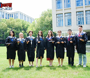  �۾SI�B(y��ng)Ʒ��(hu��)�h�DƬ24