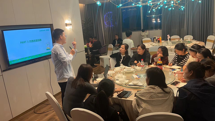 泗縣統(tǒng)越系統(tǒng)新品培訓會.jpg 泗縣統(tǒng)越系統(tǒng)新品培訓會.jpg