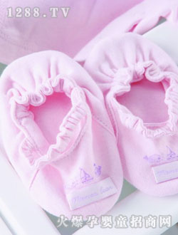 �����ܷ�ɫyingeЬ