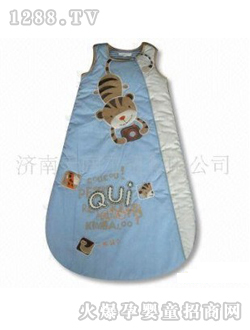 ��韃�ͯ�{(l��n)ɫ����˯��