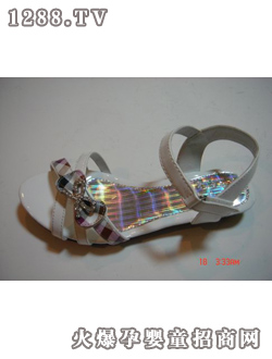 ���昷ͯЬ��ɫL8229-H 