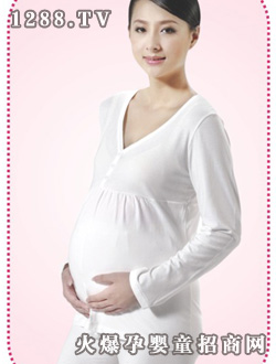 �Z�˼ҾӲ���ľ�����L�䲸������