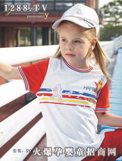 �옷���A��ɫŮ�\(y��n)��(d��ng)ͯ�b