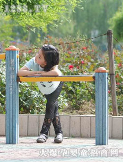 8-12�q��ͯ�պ���