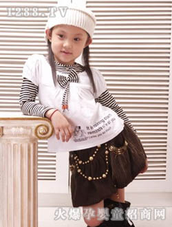 �񌚺����YŮ��