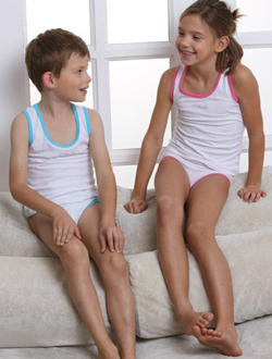 VIV&LUL��ͯ�\(y��n)�Ӄ�(n��i)��