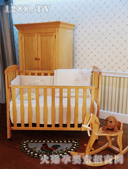 ؐ������ɫ�_����yinge��