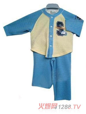 ӯӯyinge�{ɫ���e���b