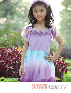 �ͱ��Õr��Ůͯ�b