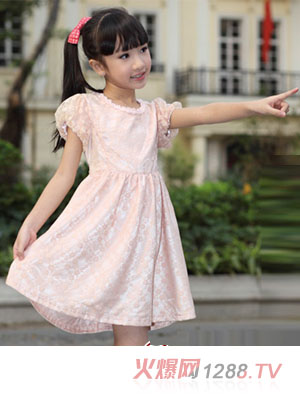 �ͱ����¿�Ůͯ�b