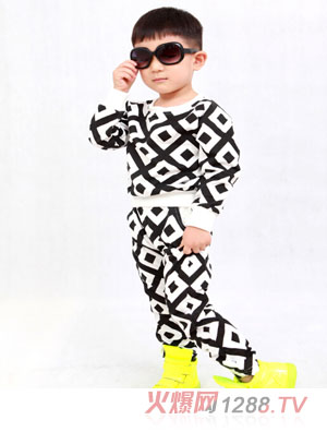 �ڴ����¿ͯ���b�\(y��n)�ӿ�ڰ׸���