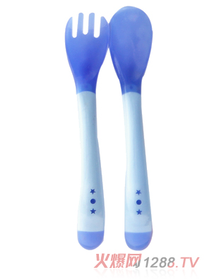 ������׽M��